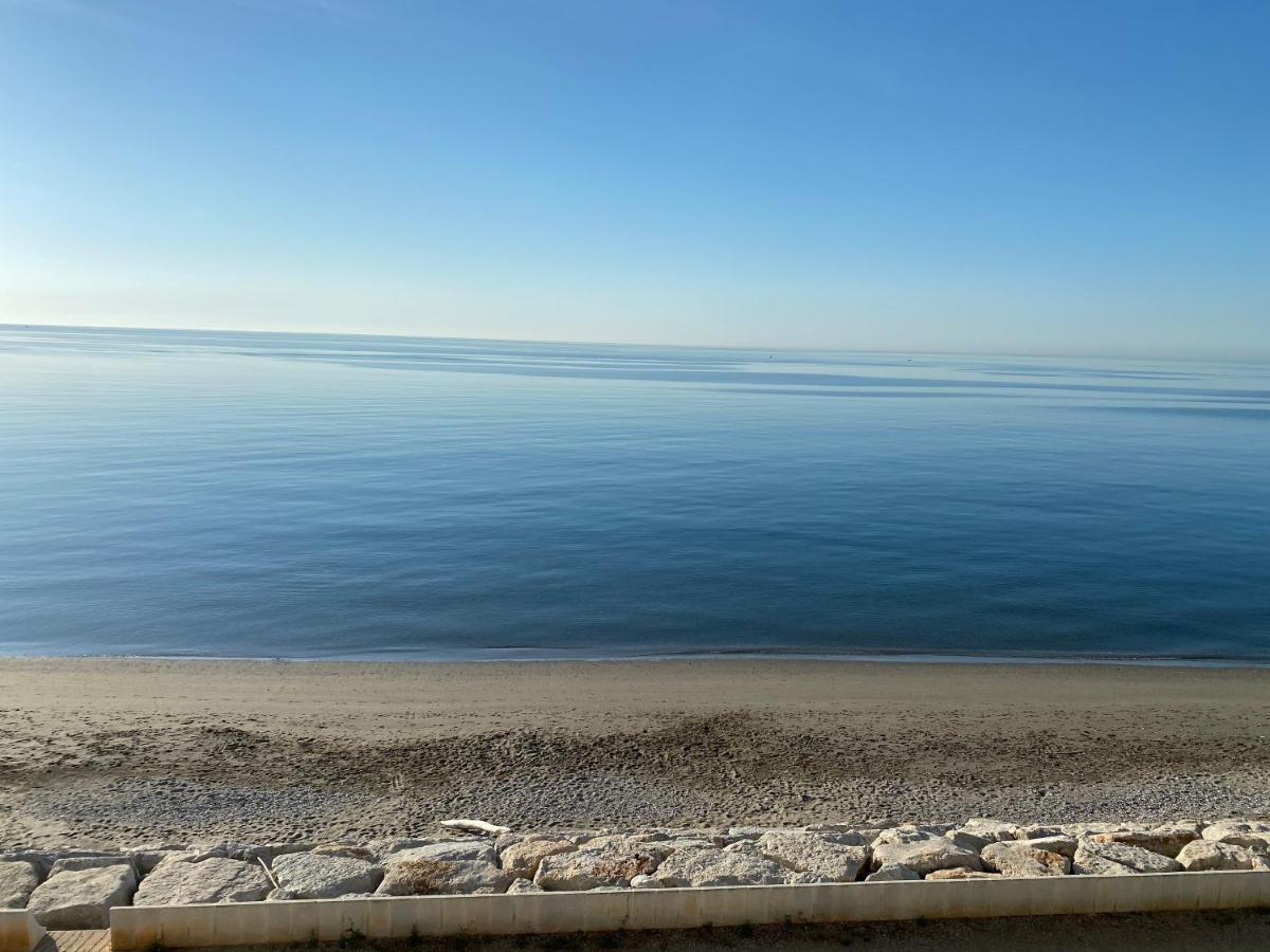 Appartamento Casa De Playa Estepona Esterno foto